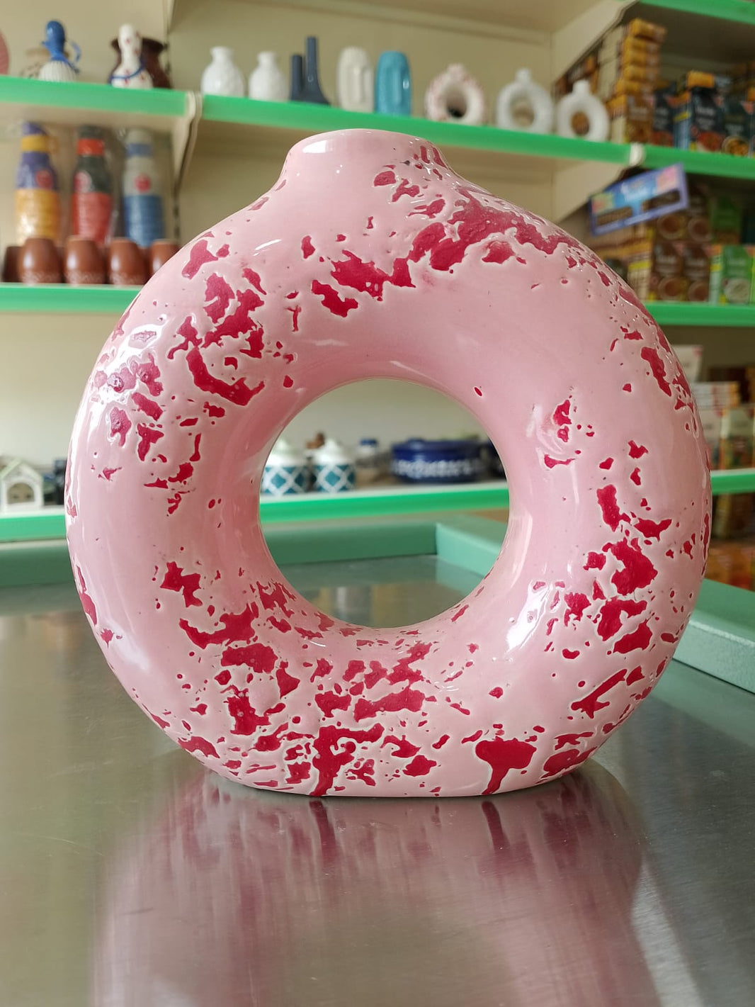 Donut flower vase